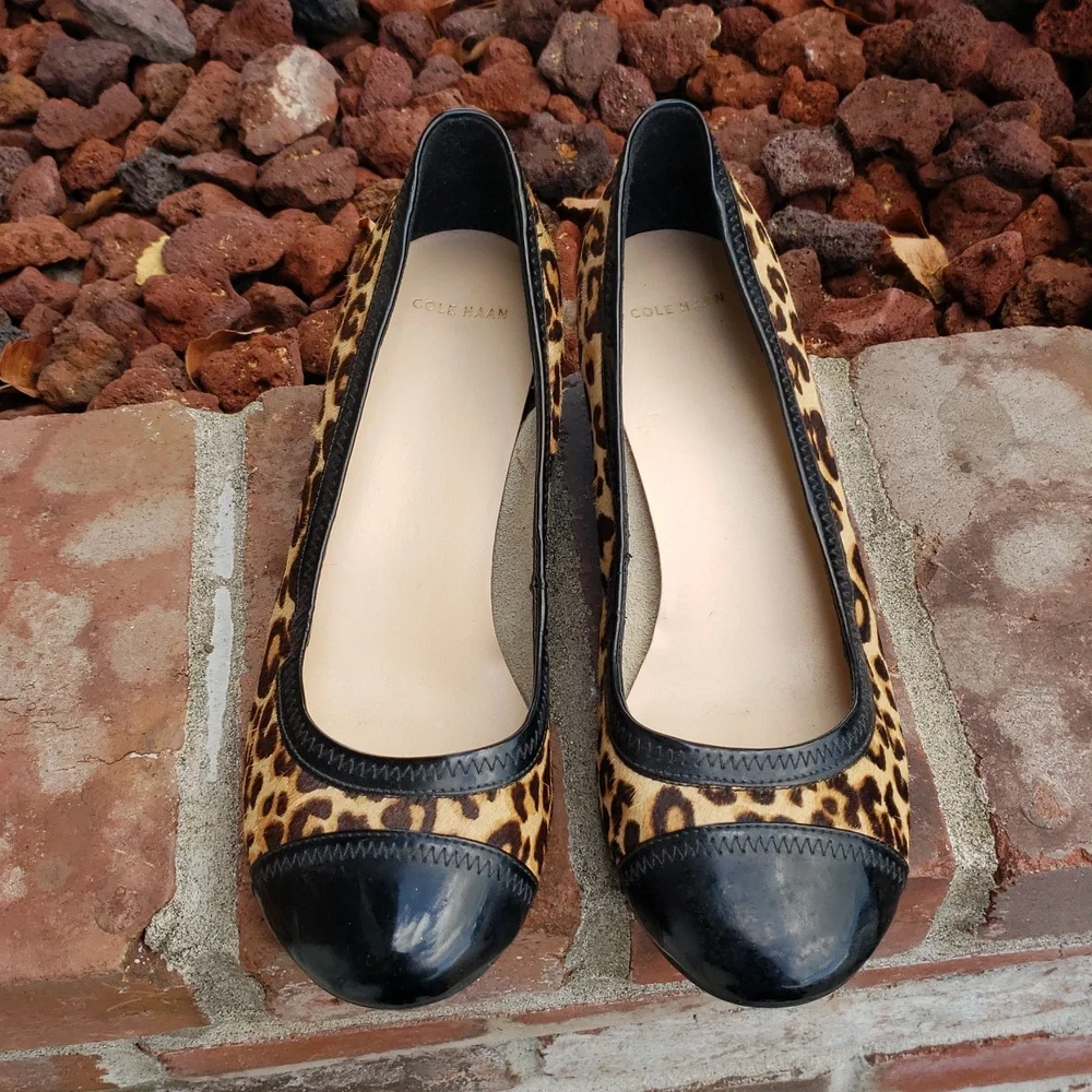 Cole Haan Womens Tali Wedge Heel Leopard Calf Hair Shoes Size 8 B Animal Print